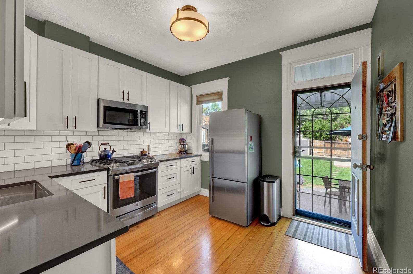 2537 Race St, Denver CO 80206-4652 exterior