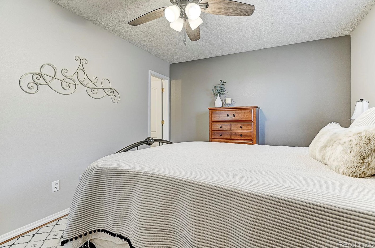 21 Sailing Way, Palmer Lake CO 80133-9103 exterior