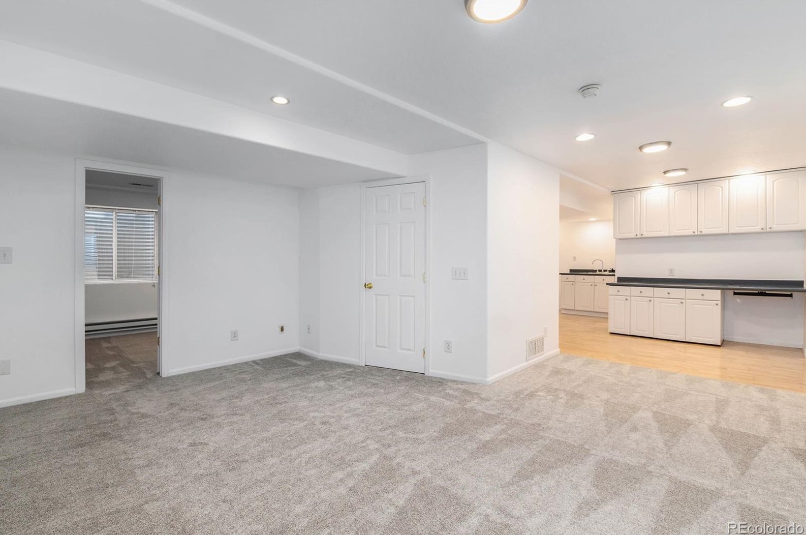 10264 Royal Eagle St, Littleton CO  80129-6969 exterior