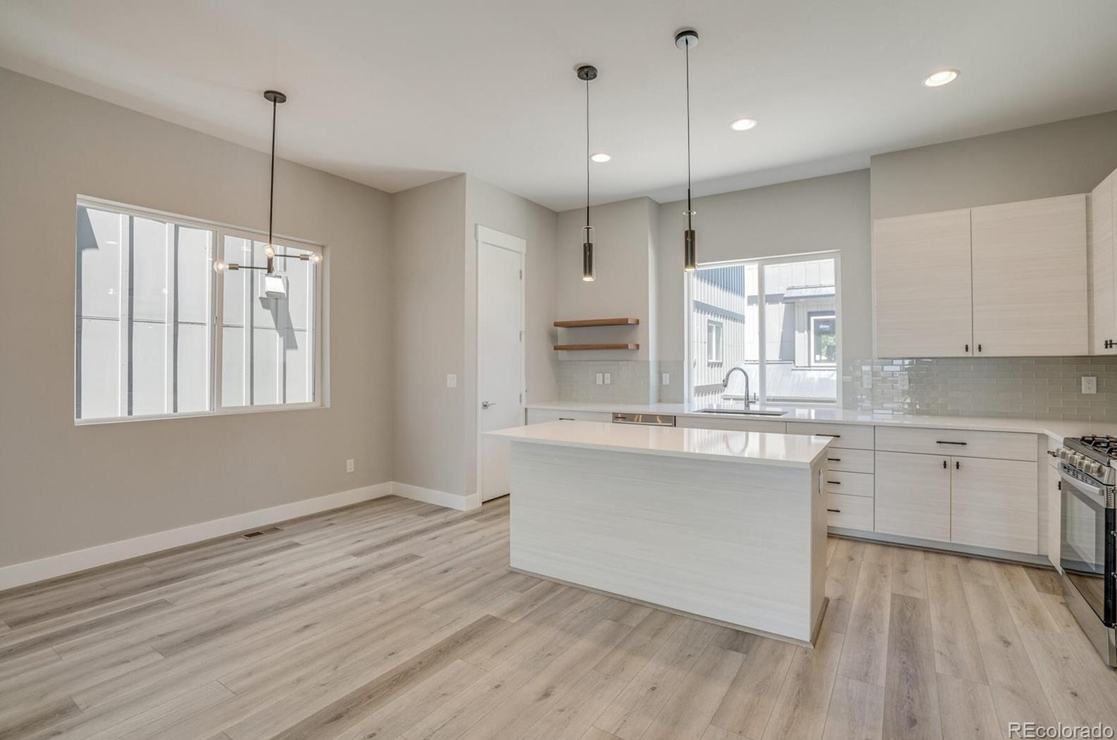 6019 Benton St, Arvada CO  80003-5241 exterior