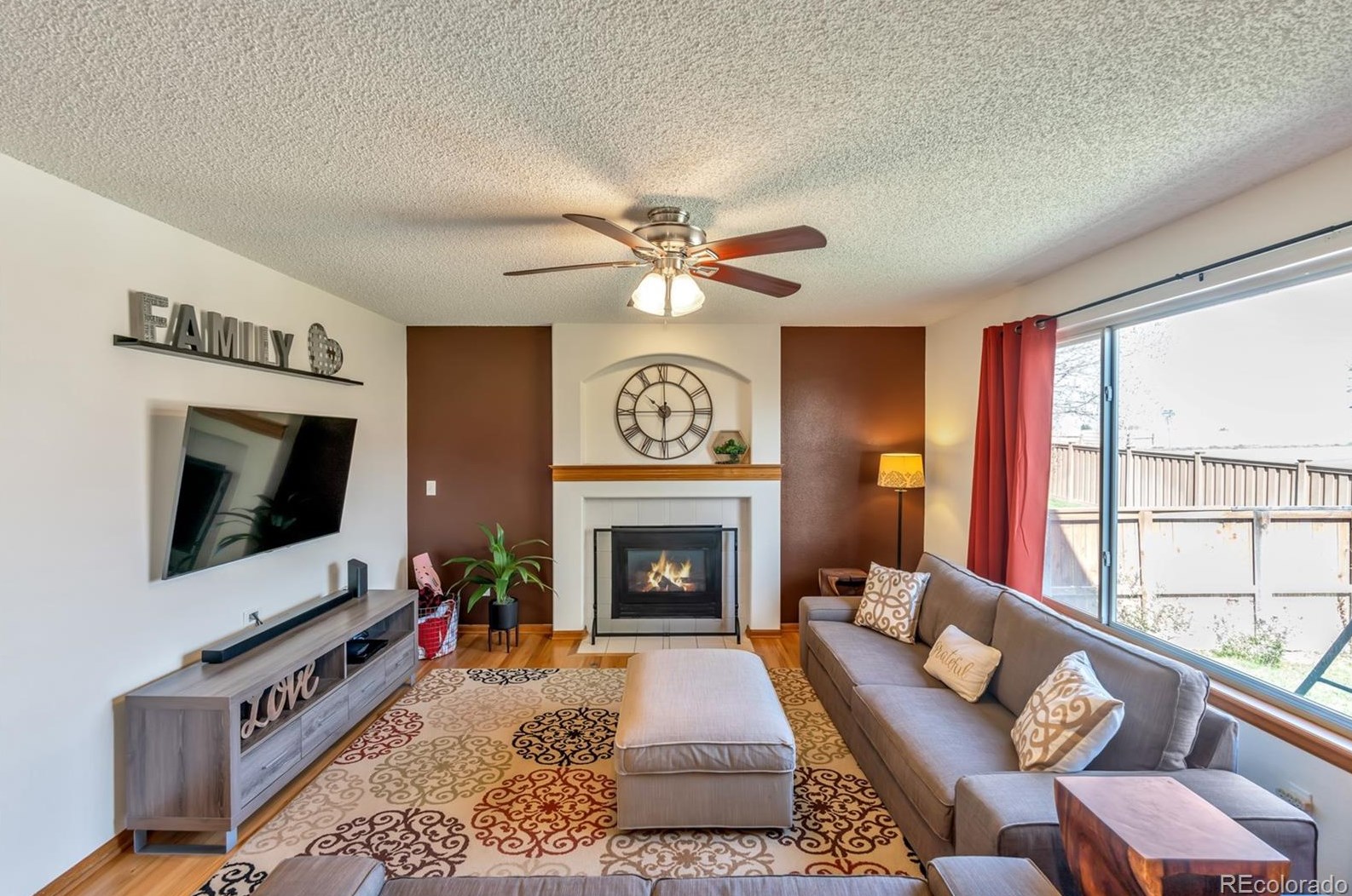 9943 Sydney Ln, Littleton CO 80130-6821 exterior