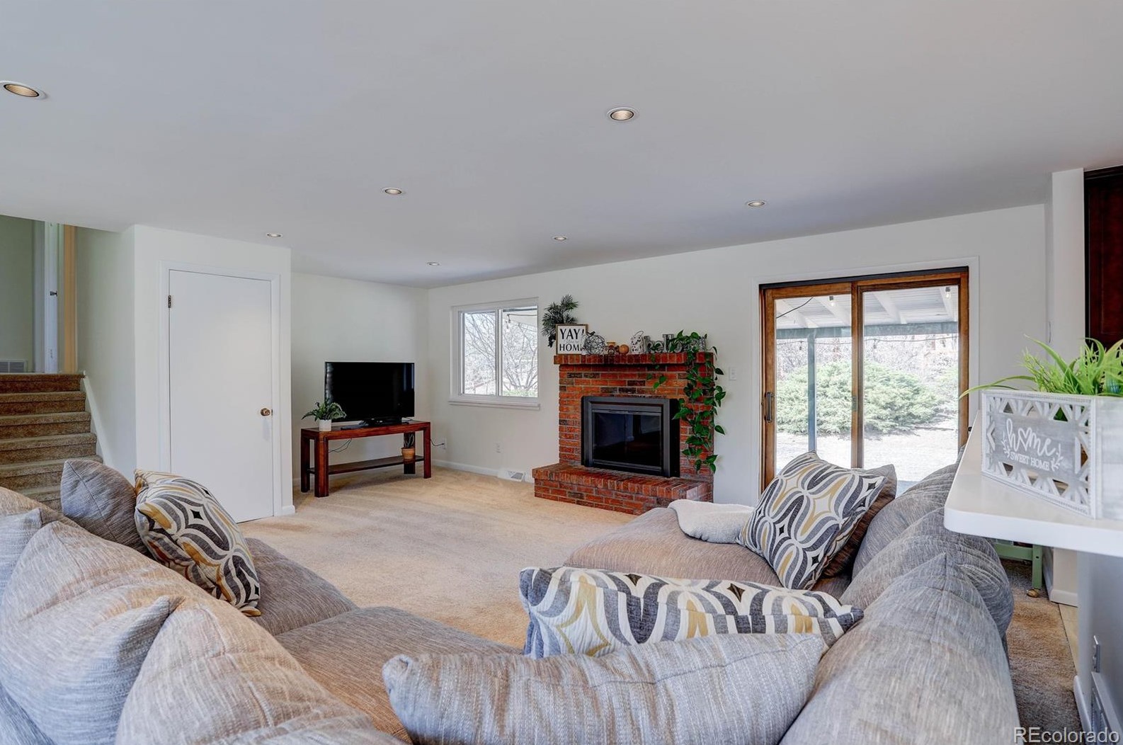 4475 Hinsdale Pl, Littleton CO 80122-2557 exterior