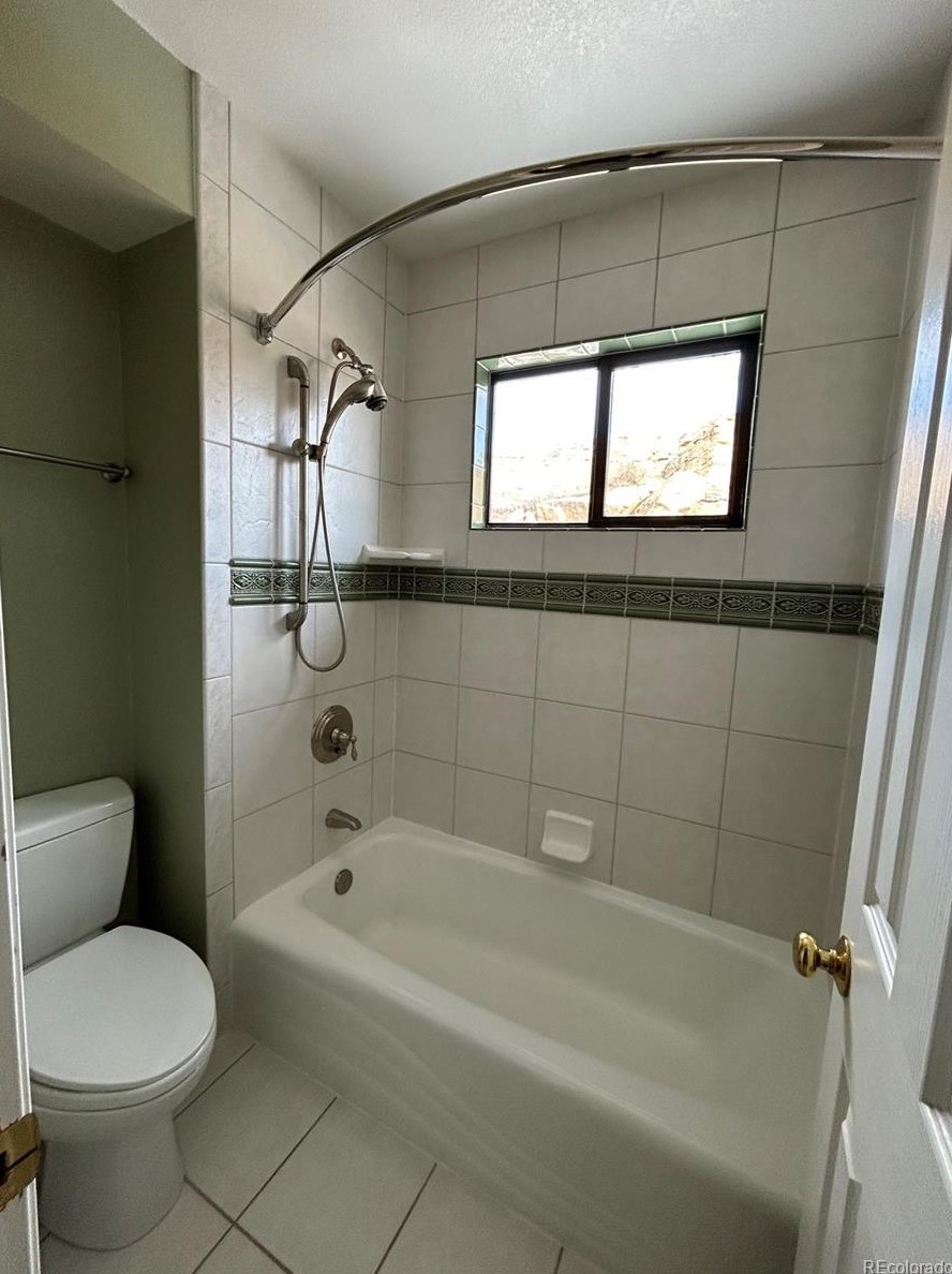 32 Lark Bunting Ln, Littleton CO 80127-2207 exterior