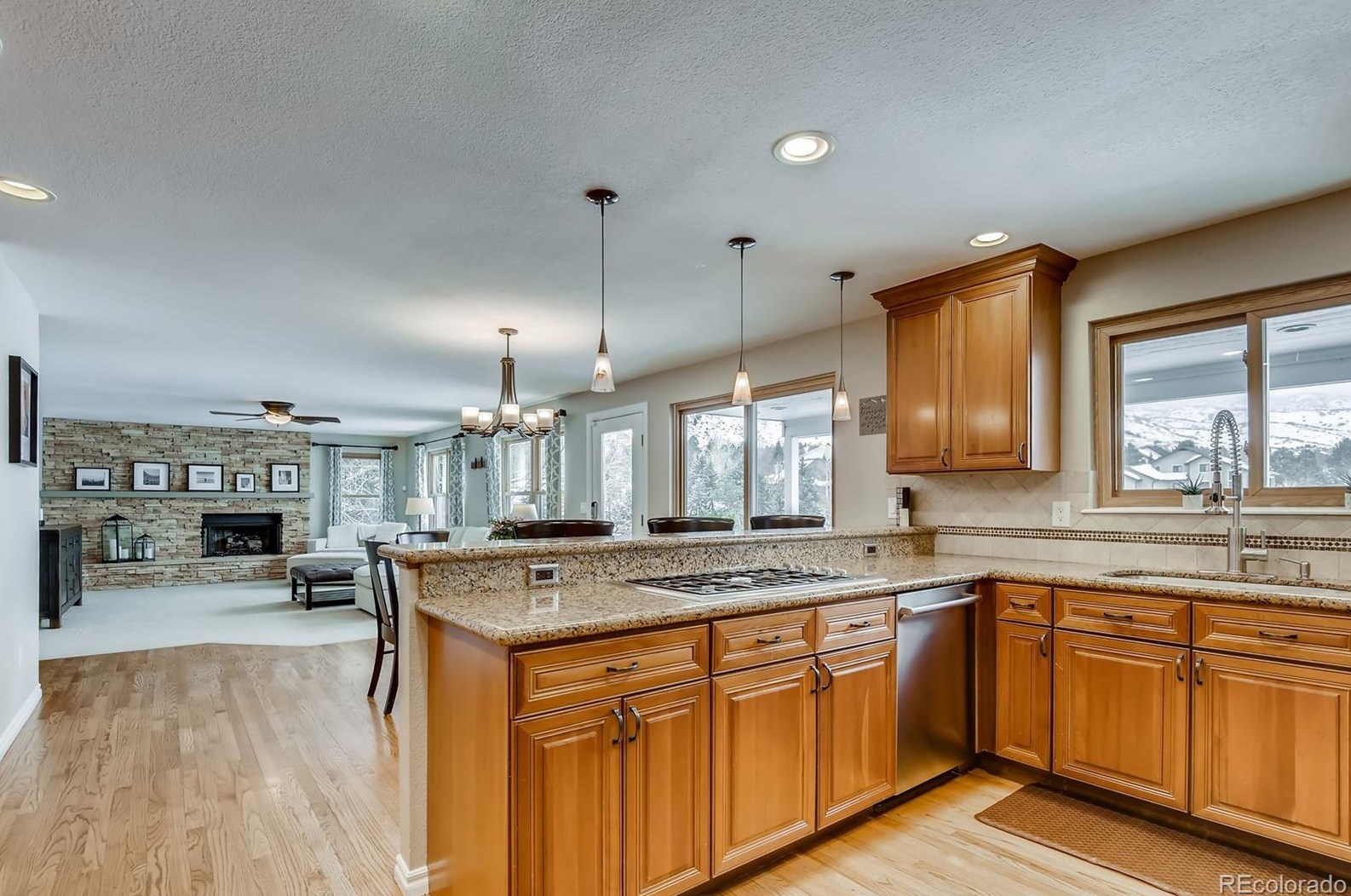 21 Amaranth Dr, Littleton CO 80127-2611 exterior