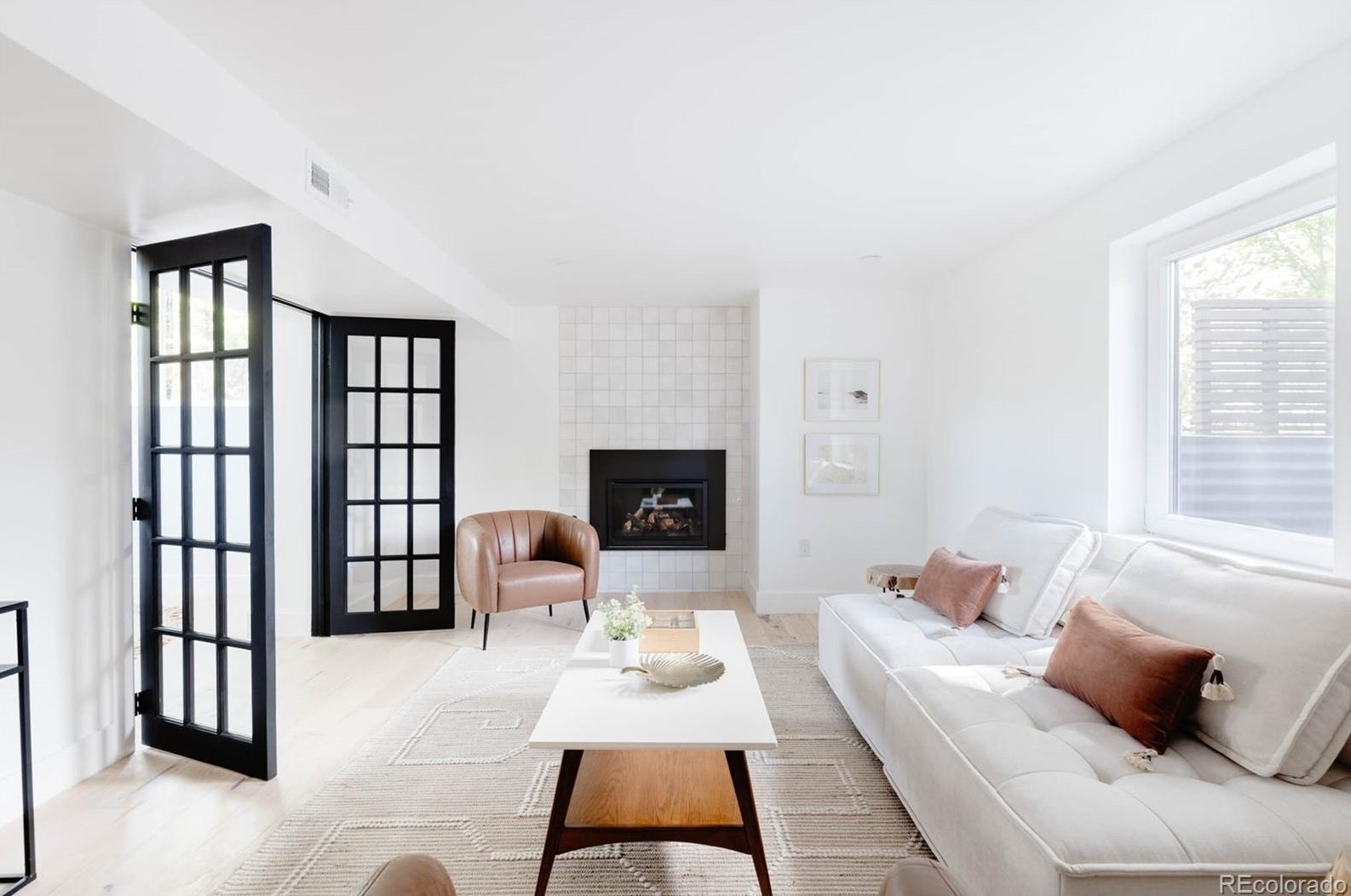 6052 Aberdeen St, Littleton CO  80120-2707 exterior