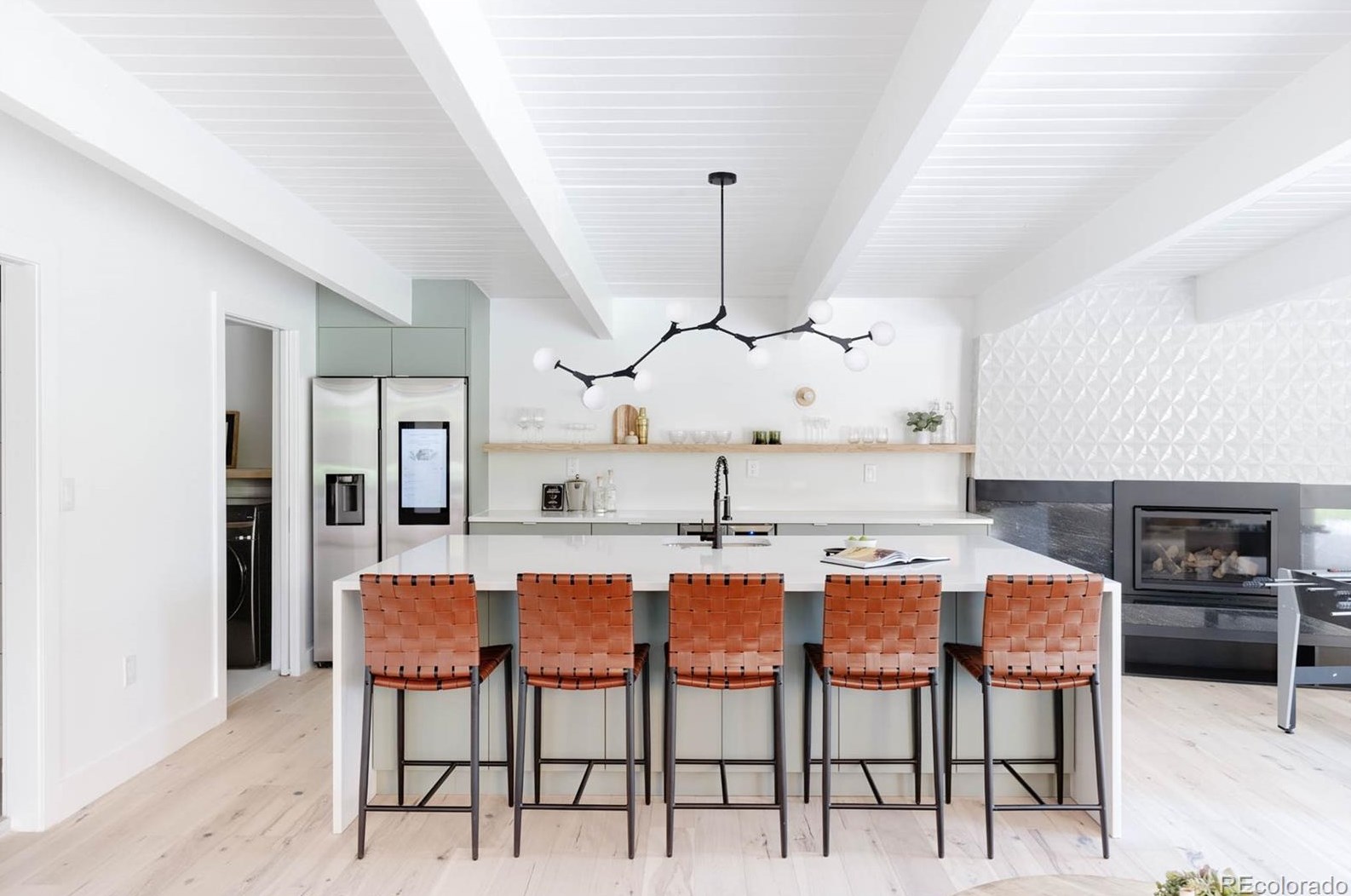 6052 Aberdeen St, Littleton CO  80120-2707 exterior