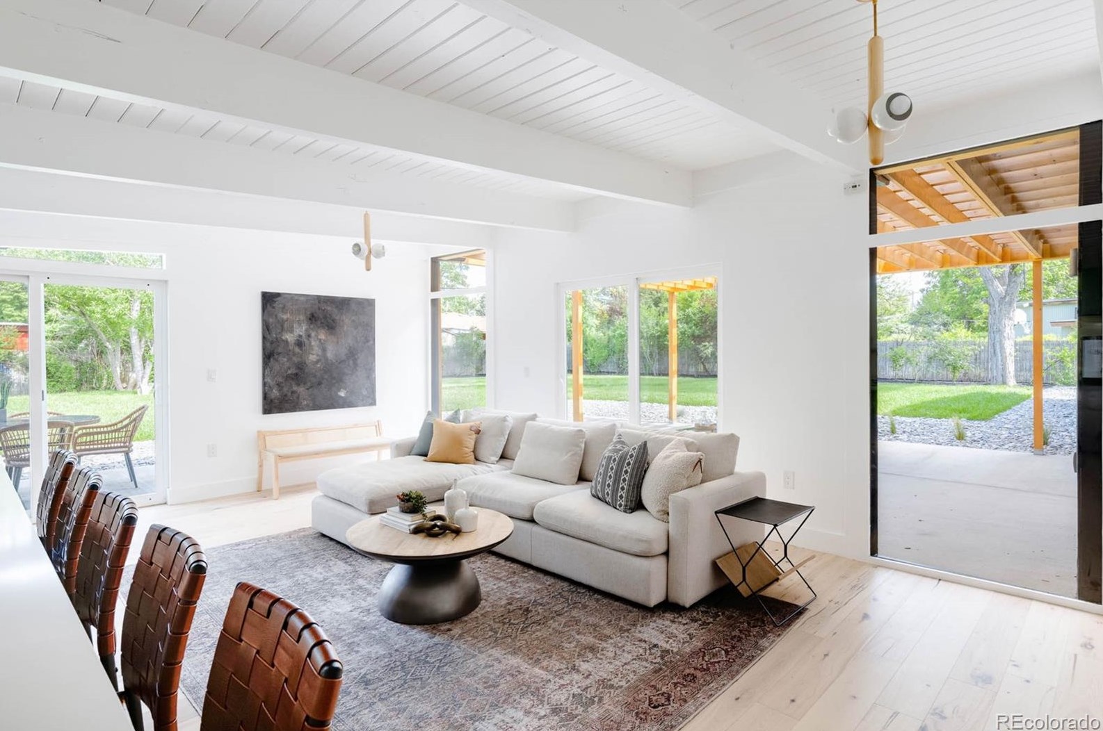 6052 Aberdeen St, Littleton CO  80120-2707 exterior