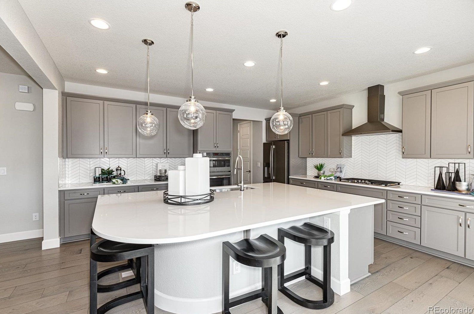 2615 Hillcroft Ln, Castle Rock CO 80104-3374 exterior