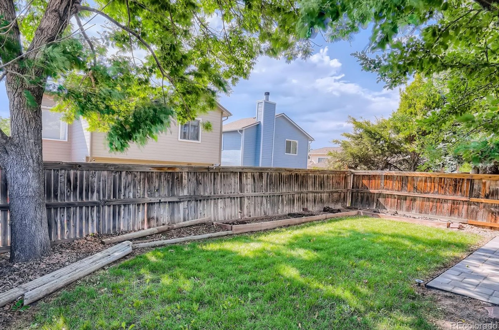 621 Walden Ct, Littleton CO 80126-3015 exterior