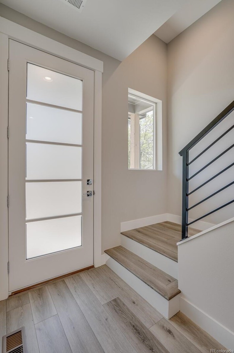 6009 Benton St, Arvada CO  80003-5241 exterior