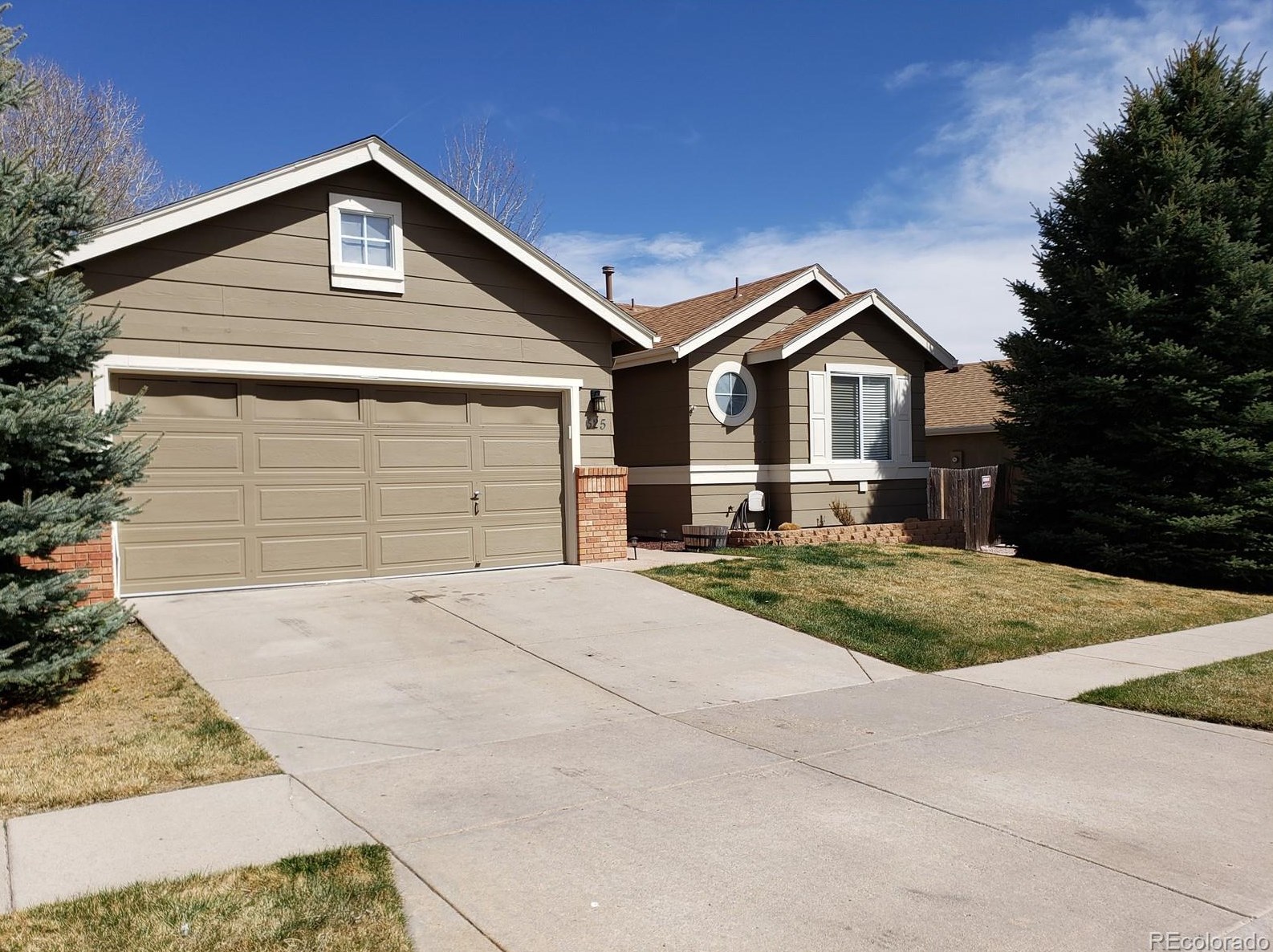 625 Riverview Ln, Colorado Springs, CO 80916-5512