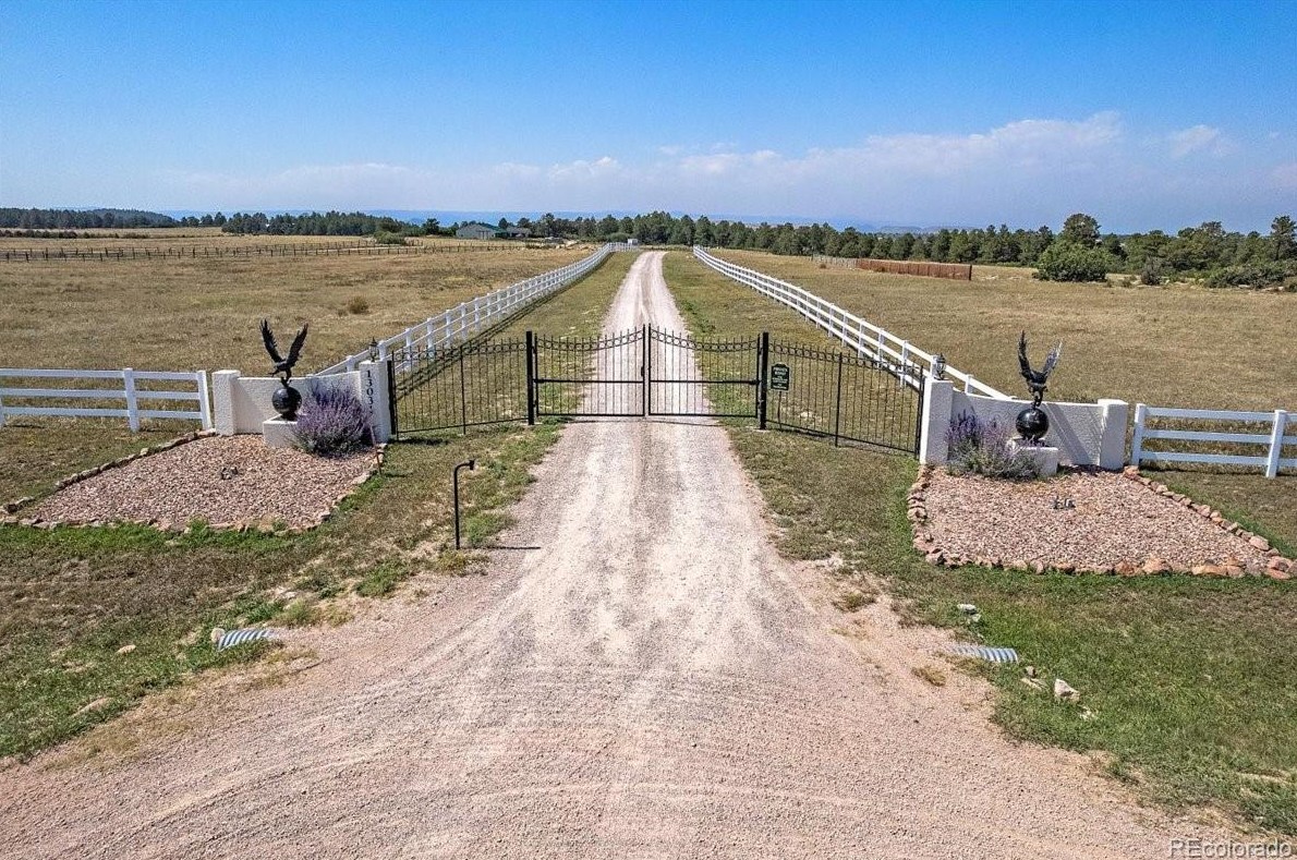 13031 Crowfoot Springs Rd, Palmer Lake, CO 80118-5110