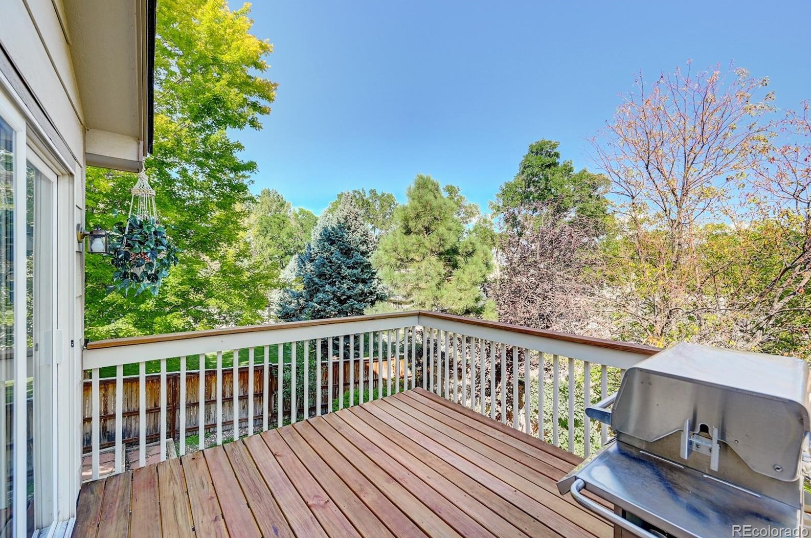 9020 Sanderling Way, Littleton CO 80126-5295 exterior