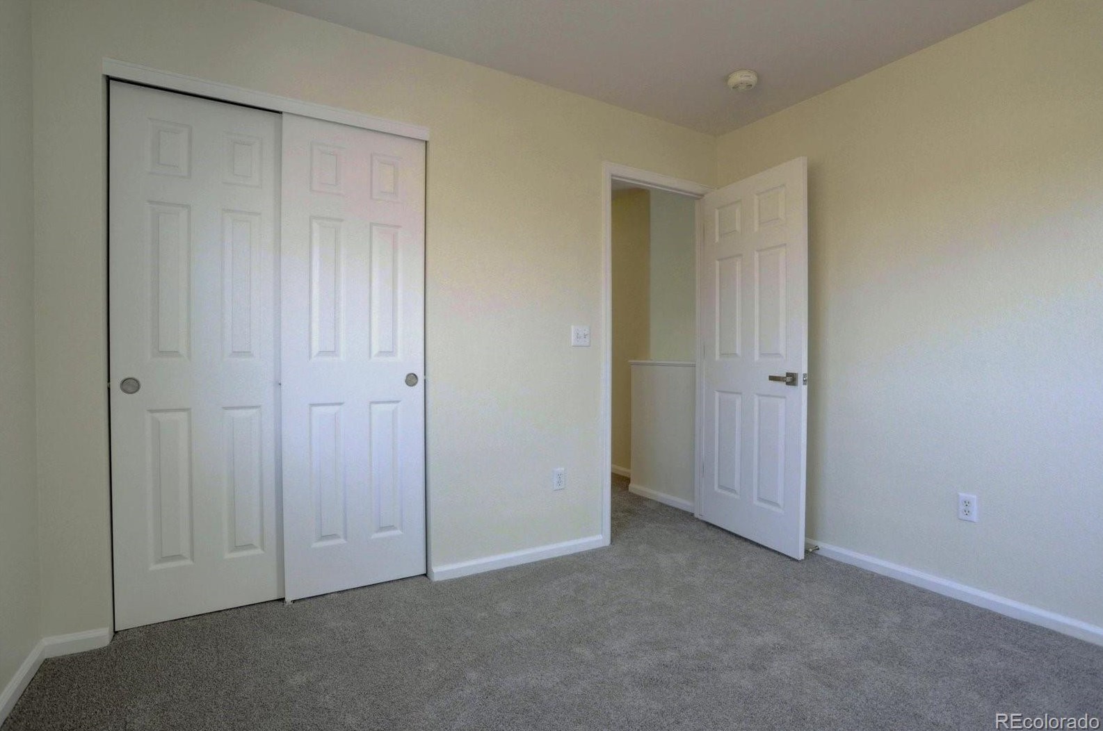 8884 Fld Ct, Littleton CO 80123-1920 exterior