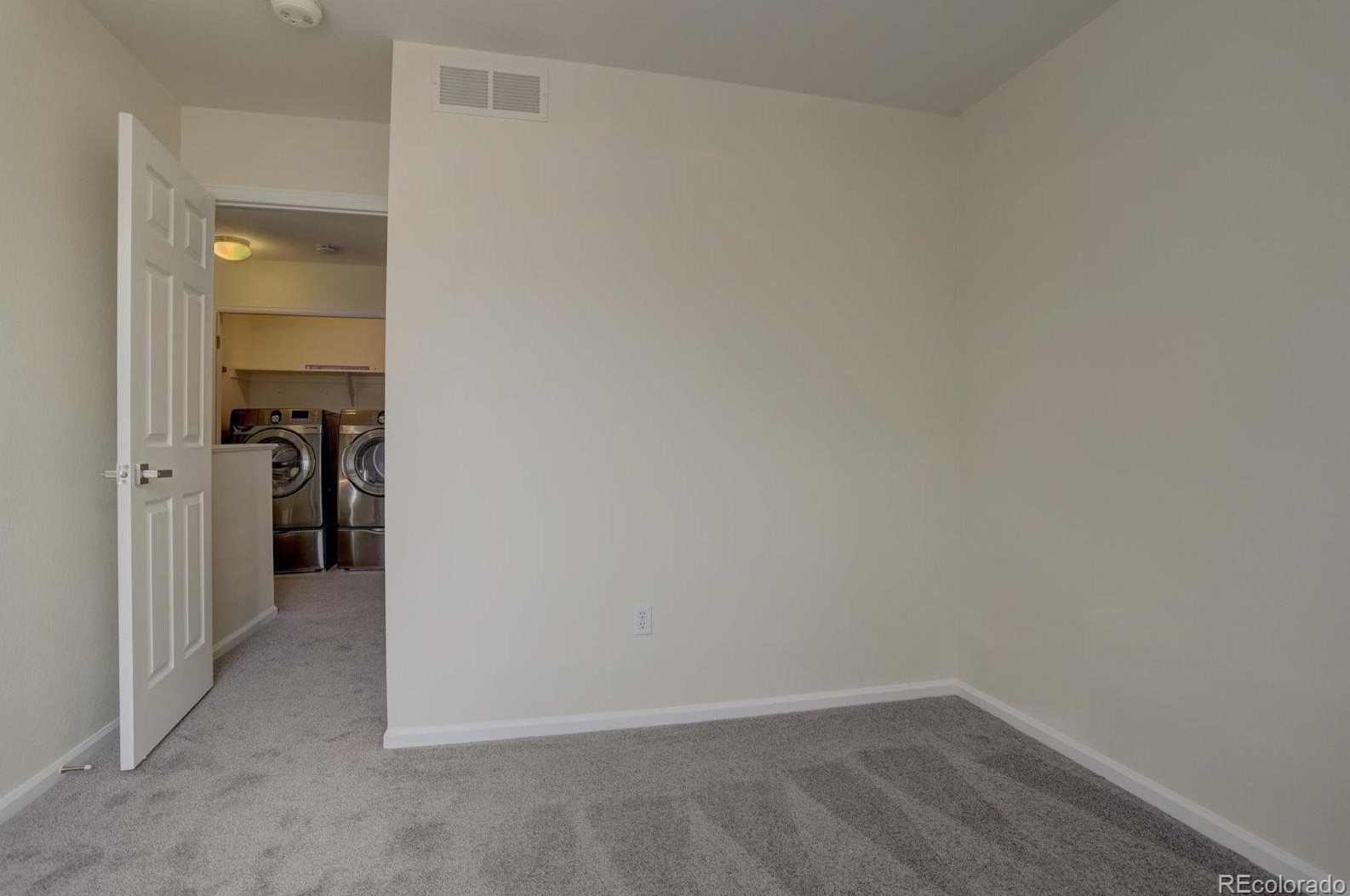 8884 Fld Ct, Littleton CO 80123-1920 exterior