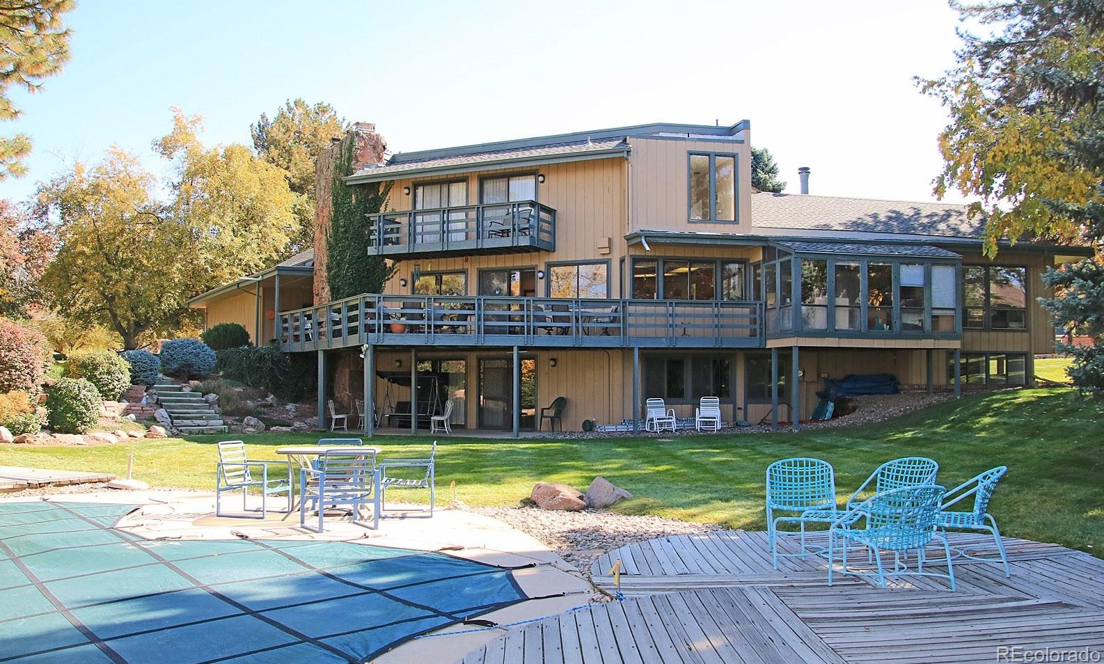 885 Front Range Rd, Littleton, CO 80120-4005