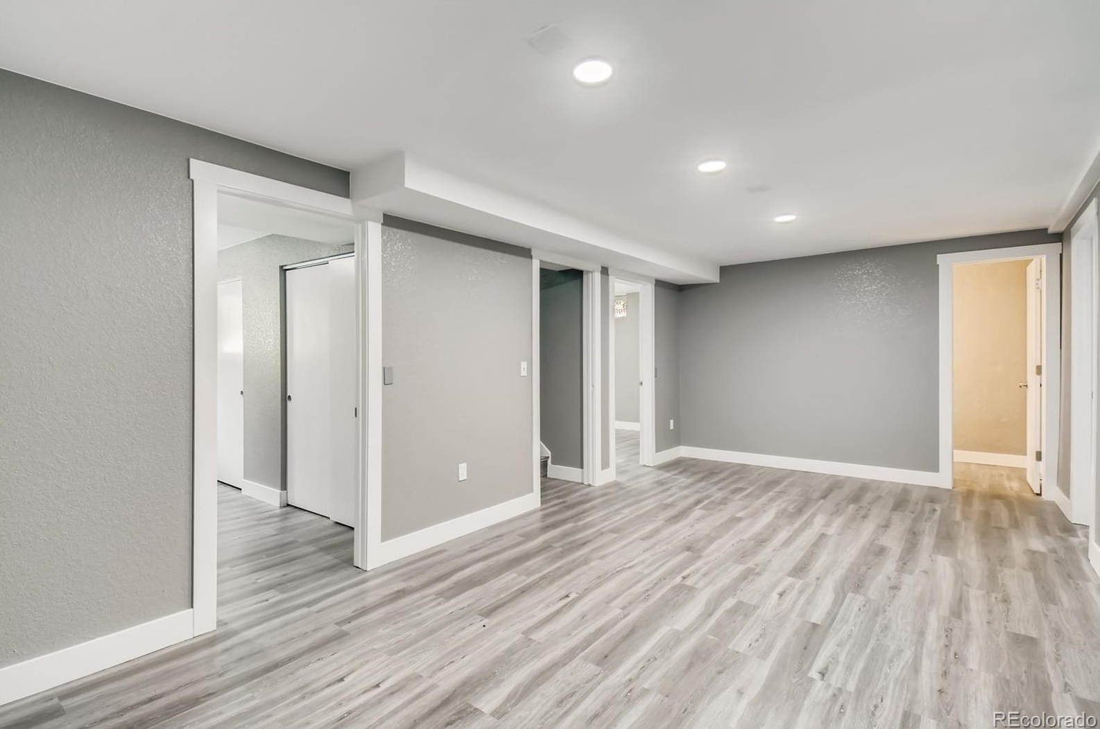 6055 Sycamore St, Littleton CO  80120-2532 exterior