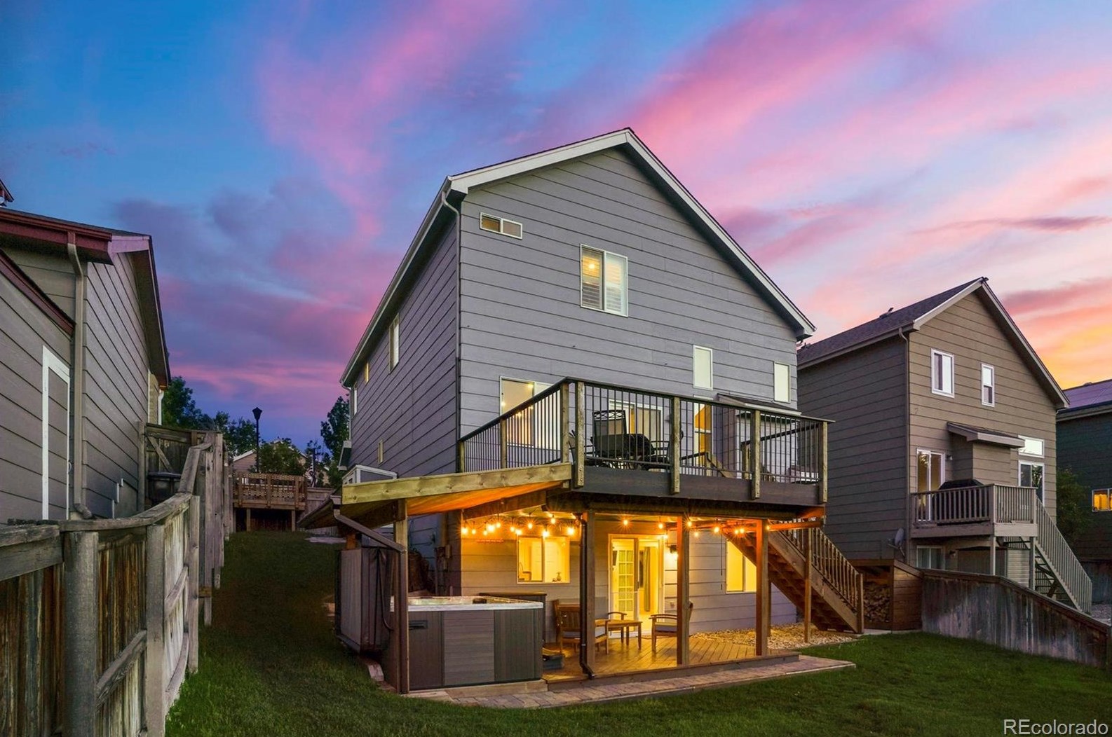 10484 Hollyhock Ct, Littleton CO 80129-6312 exterior