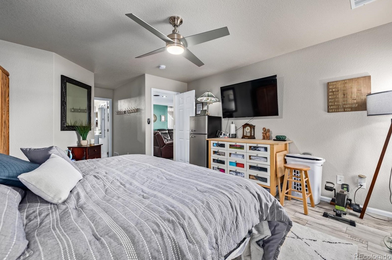 9740 Marmot Rdg Cir, Littleton CO 80125-8887 exterior