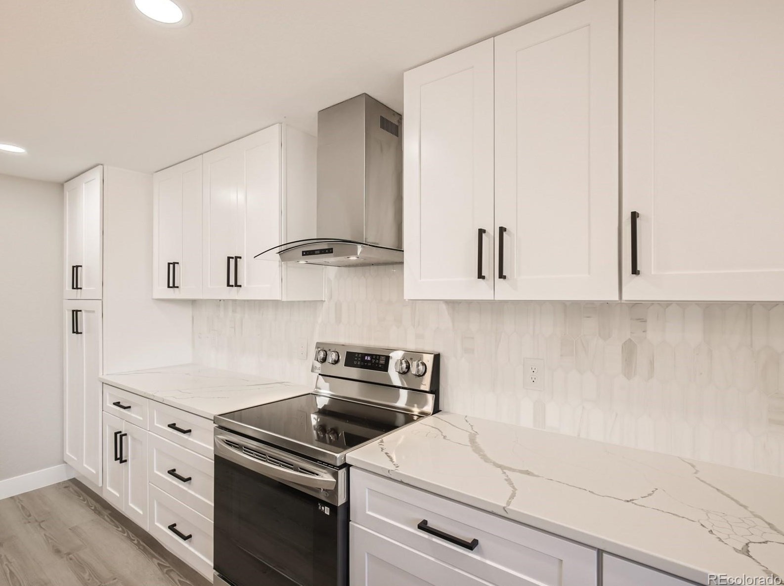 6022 Welch St, Arvada CO  80004-3944 exterior
