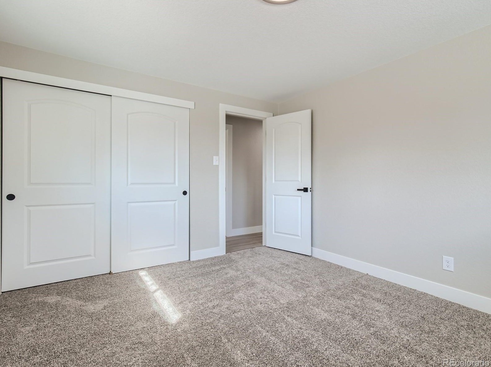 6022 Welch St, Arvada CO  80004-3944 exterior