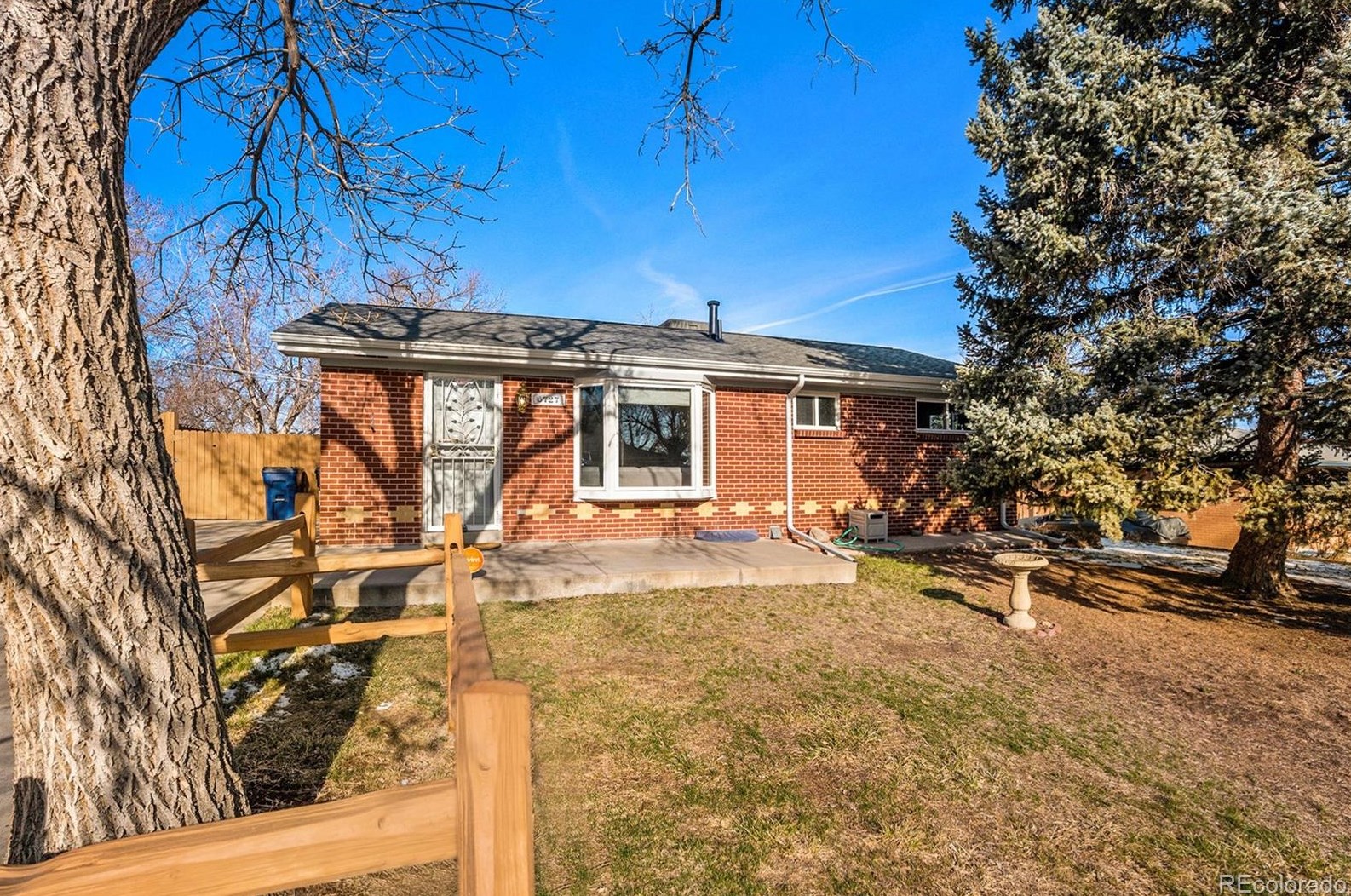 6727 Eaton St, Arvada CO  80003-4248 exterior