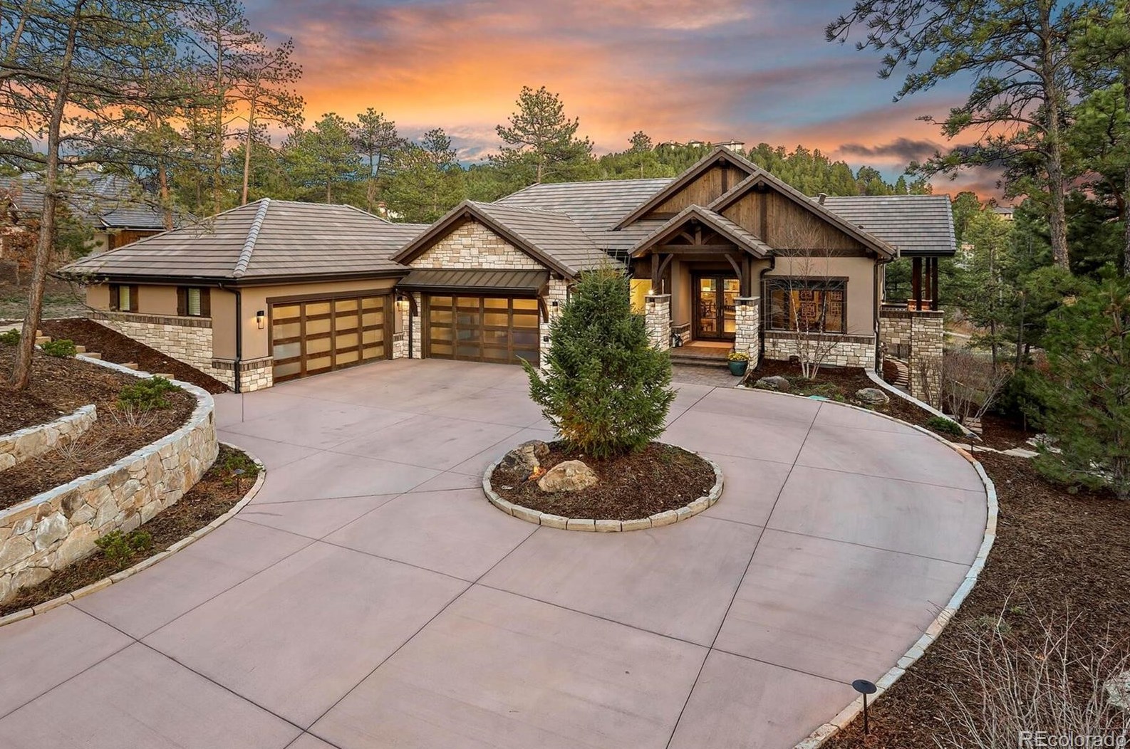 962 Westchester Cir, Castle Rock, CO 80108-9177