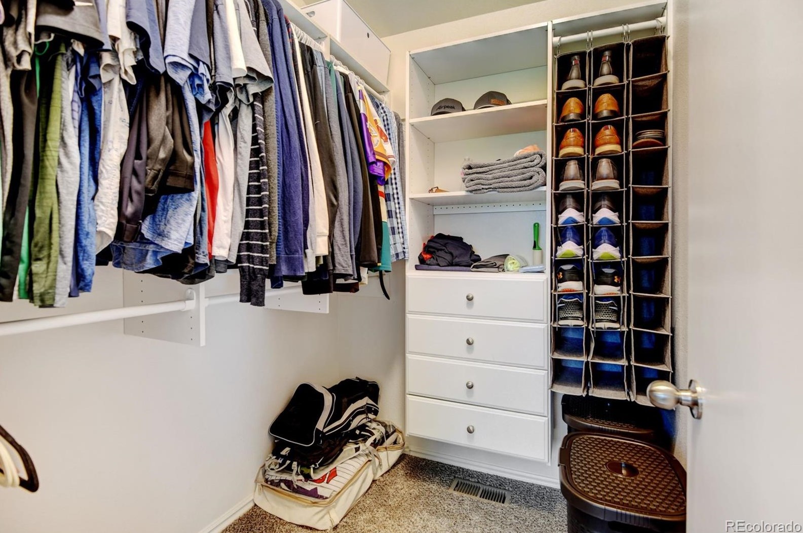 9882 Atherton Way, Littleton CO 80130-7189 exterior