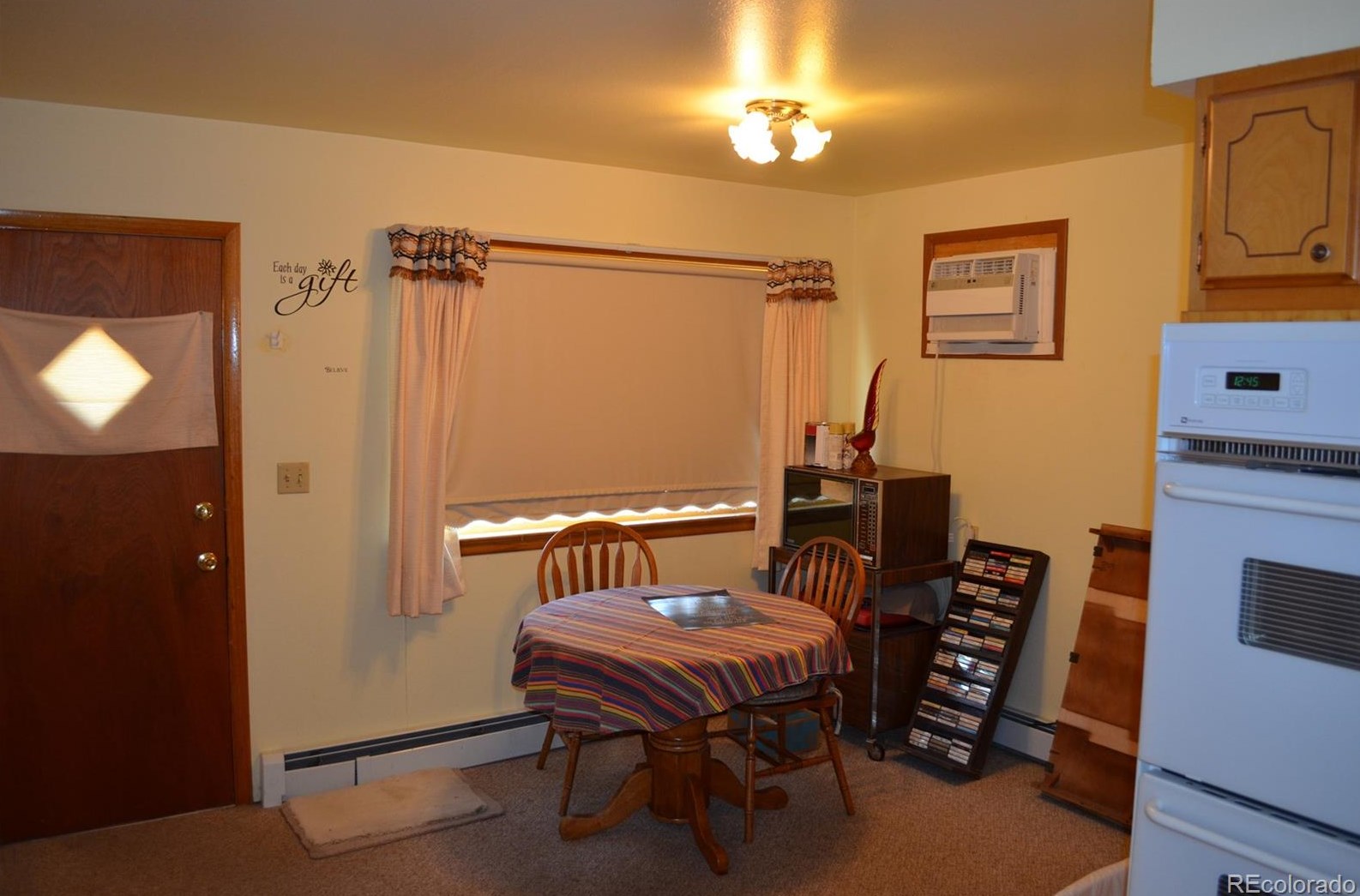 324 Iowa Ave, Stratton CO  80836-1374 exterior