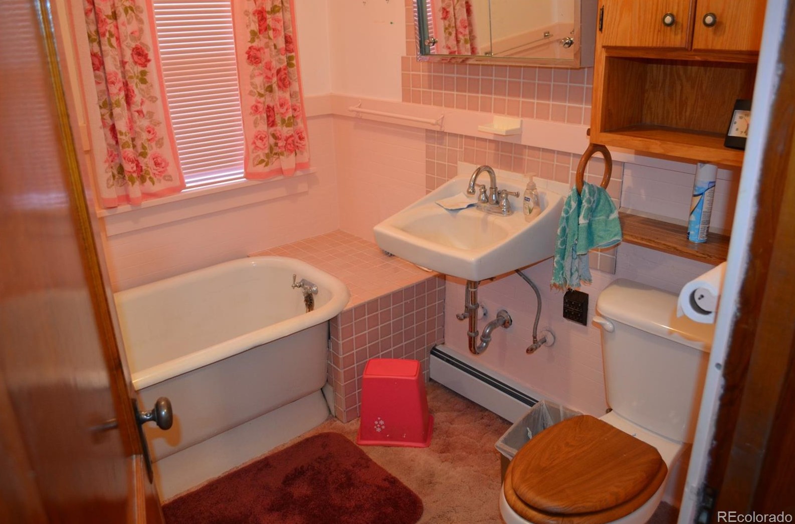 324 Iowa Ave, Stratton CO  80836-1374 exterior