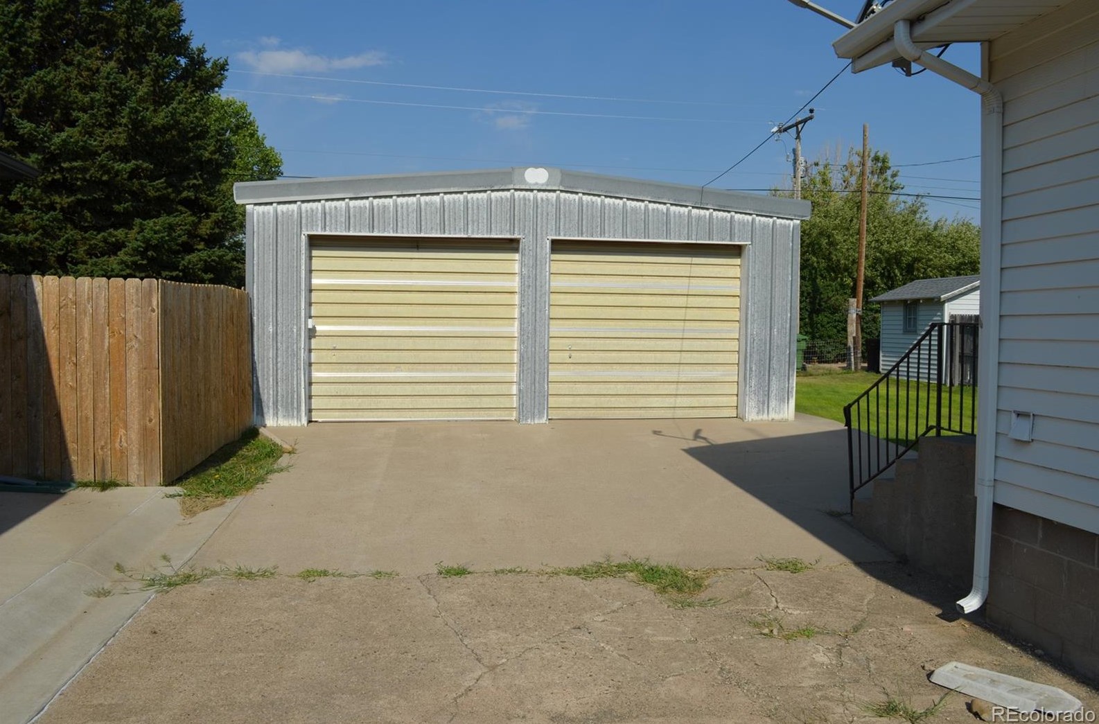 324 Iowa Ave, Stratton CO  80836-1374 exterior