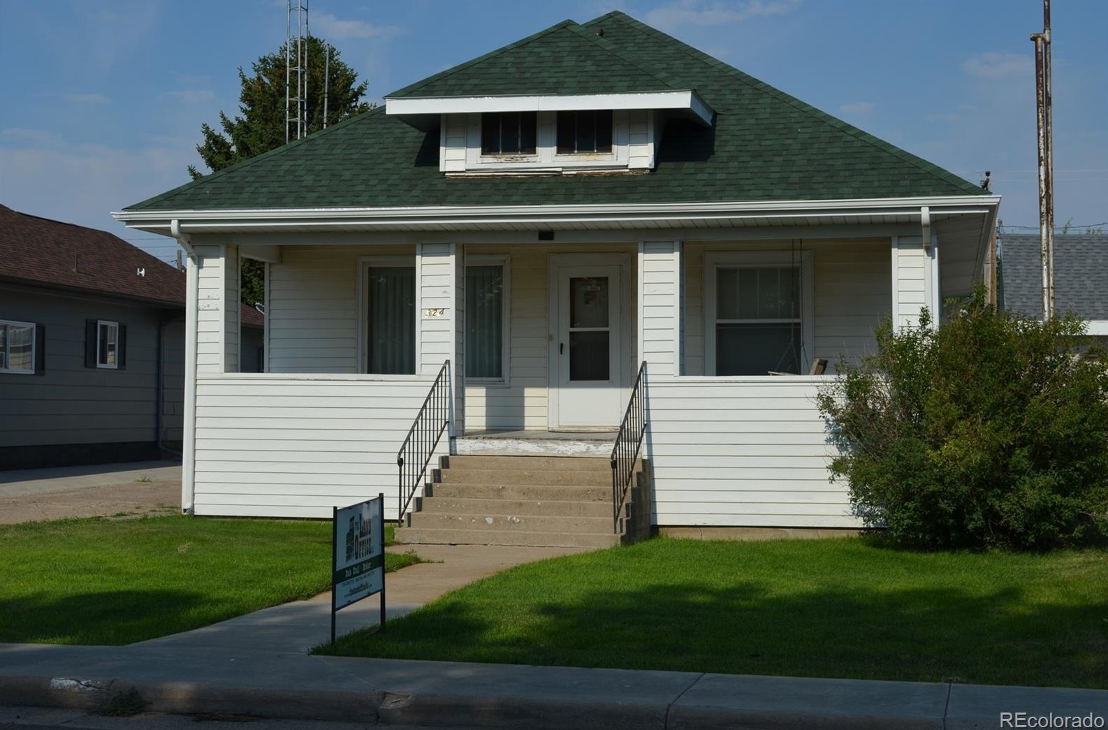 324 Iowa Ave, Stratton, CO 80836-1112