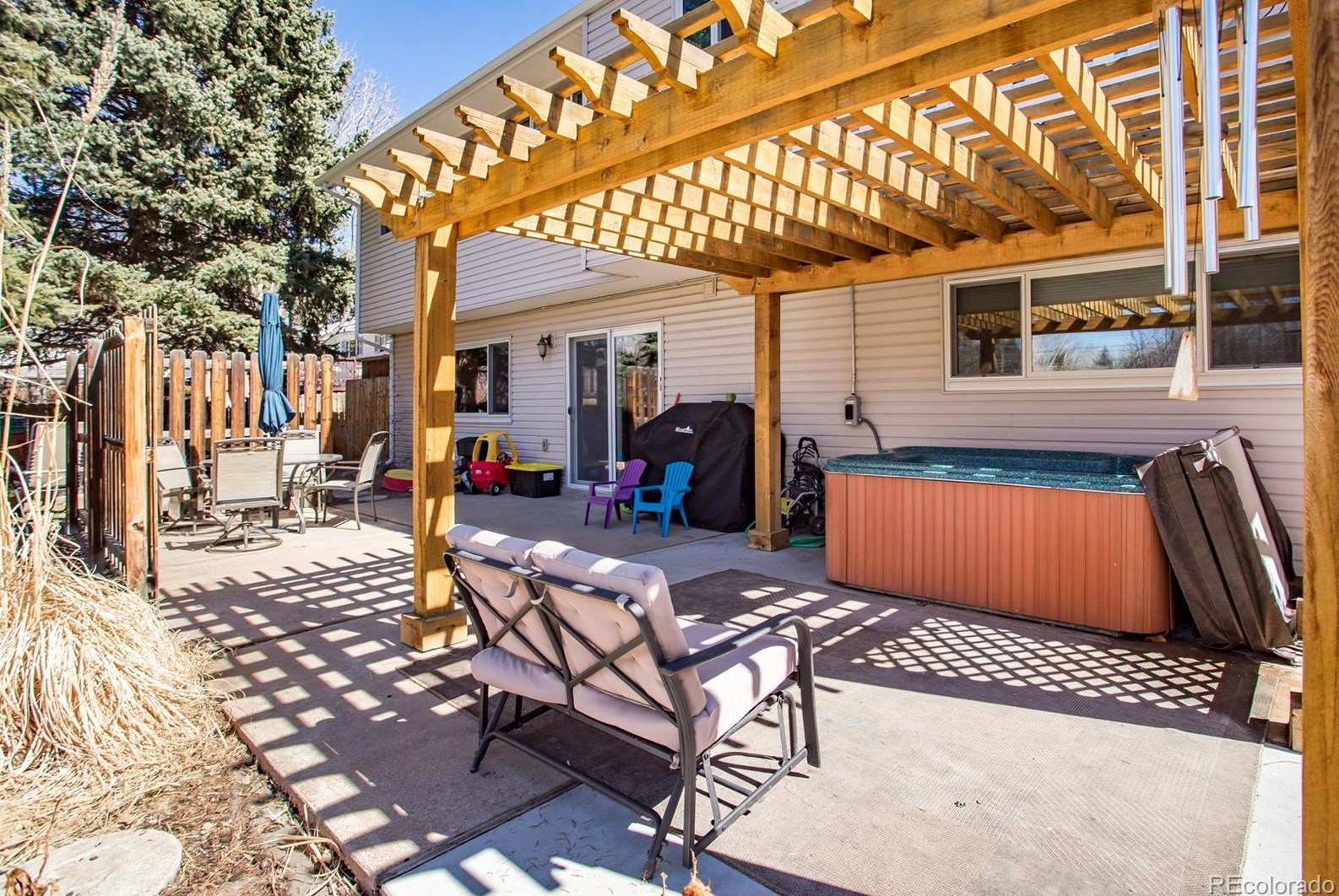 726 Fremont Dr, Littleton CO 80120-4251 exterior