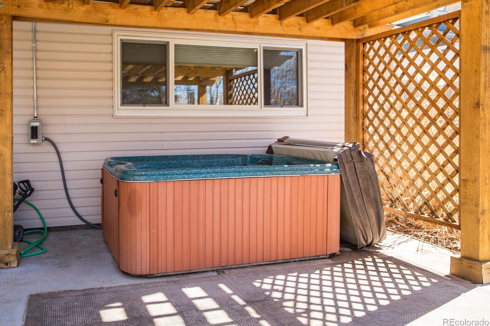 726 Fremont Dr, Littleton CO 80120-4251 exterior