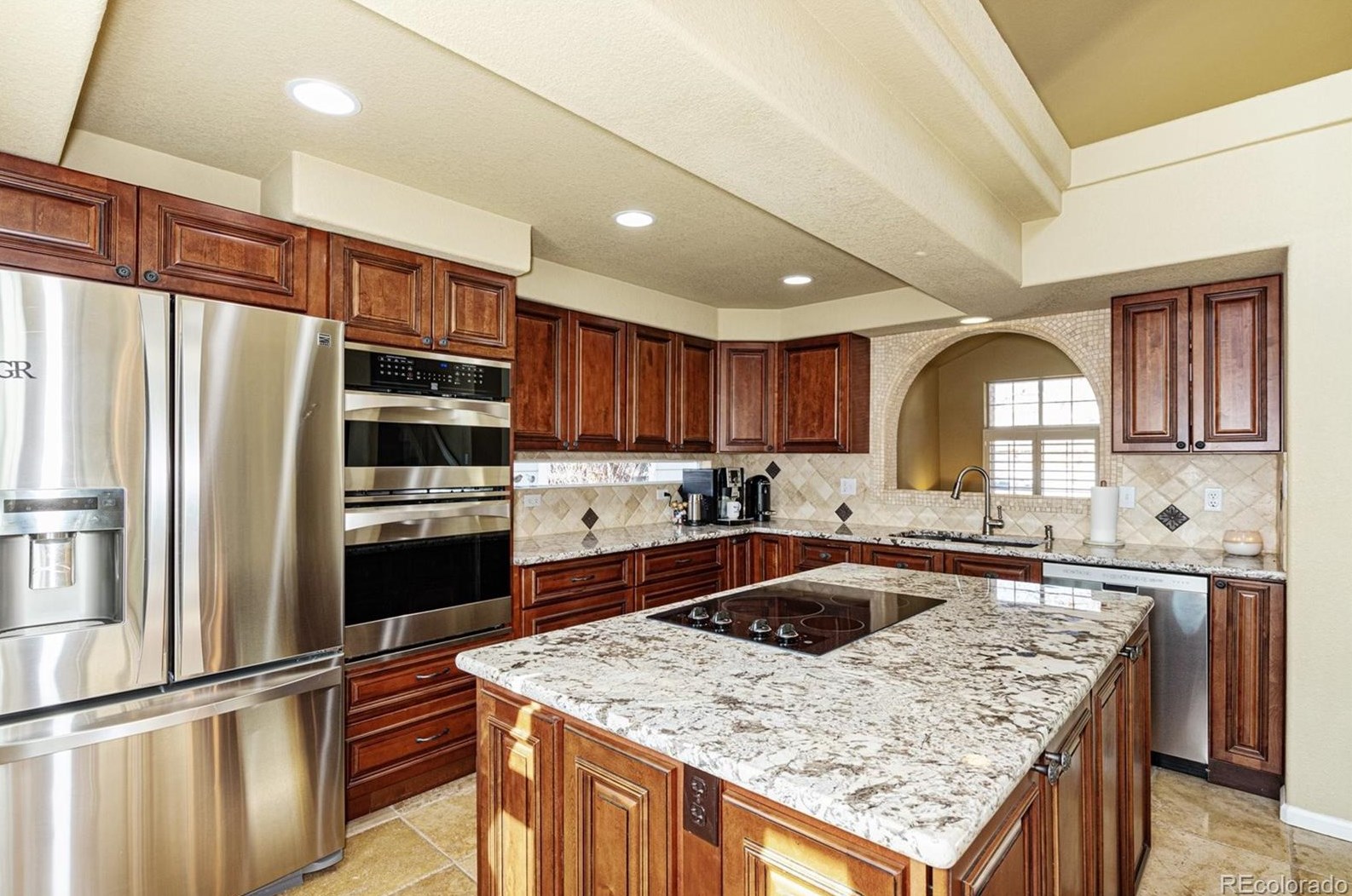 9441 Morning Glory Ln, Littleton CO 80130-4495 exterior