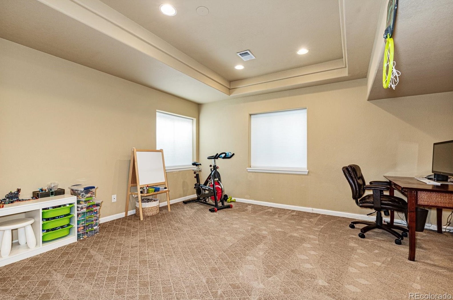 9441 Morning Glory Ln, Littleton CO 80130-4495 exterior