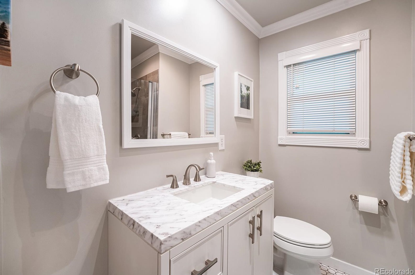 2030 E Eastman Ave, Englewood, CO 80113