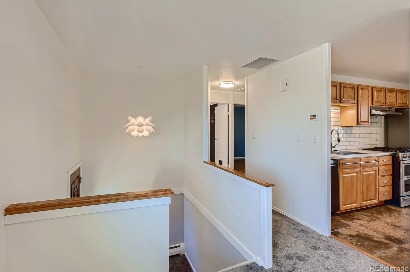 8021 Kendall Blvd, Littleton CO 80128-6071 exterior