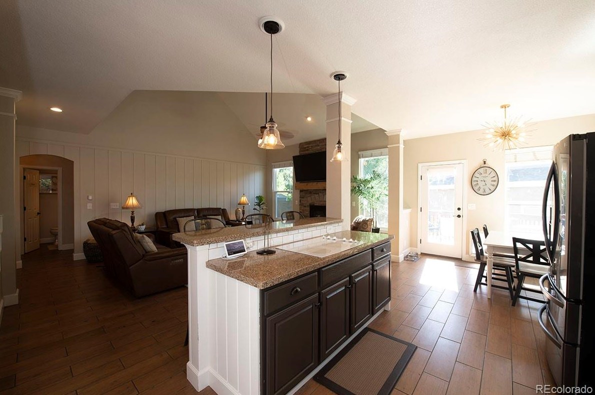 9698 Sylvestor Ct, Littleton CO 80129-6201 exterior