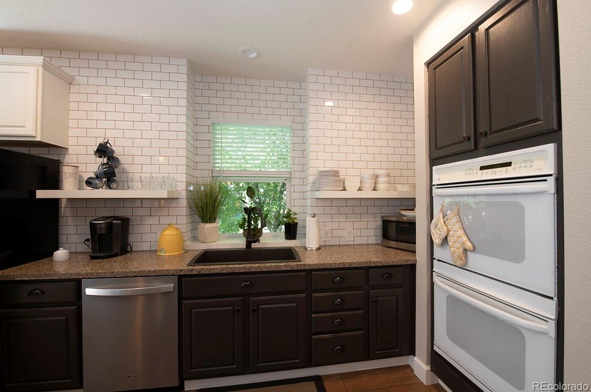 9698 Sylvestor Ct, Littleton CO 80129-6201 exterior