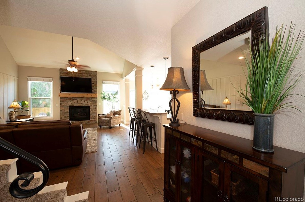 9698 Sylvestor Ct, Littleton CO 80129-6201 exterior