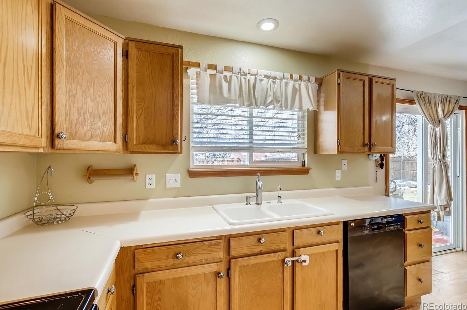 4227 Ashcroft Ave, Castle Rock CO 80104-8783 exterior