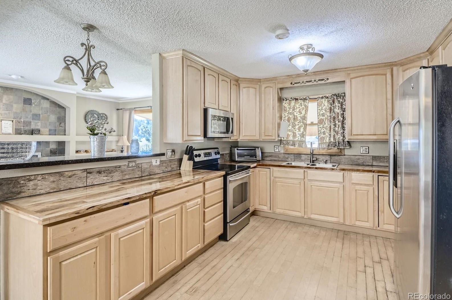 13340 Perry Park Rd, Palmer Lake CO 80118-6503 exterior