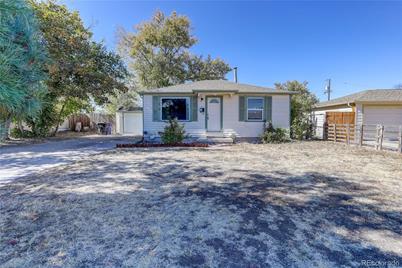 1879 S Grove Street - Photo 1