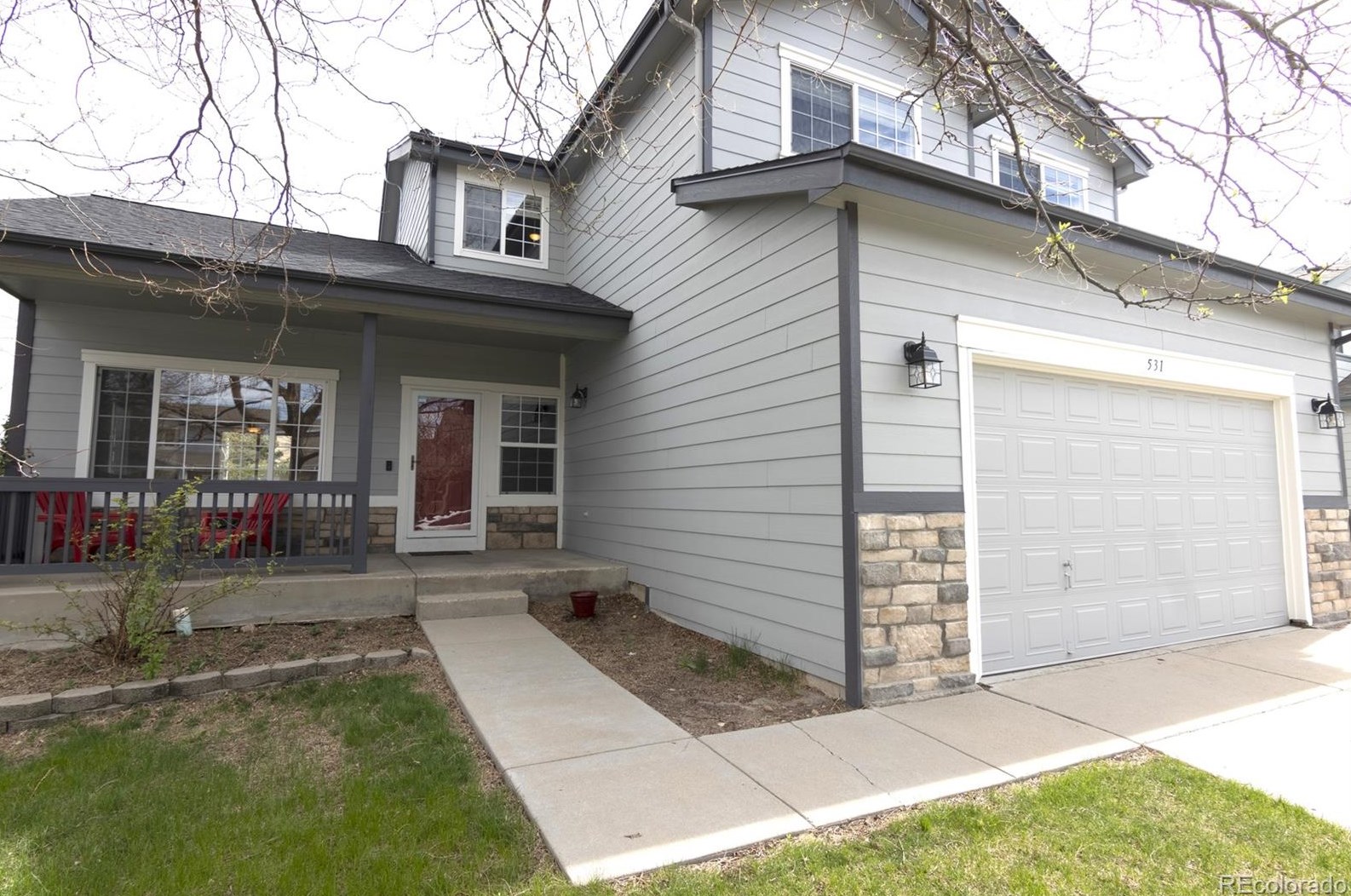 531 Abbey Dr, Longmont, CO 80504-2525