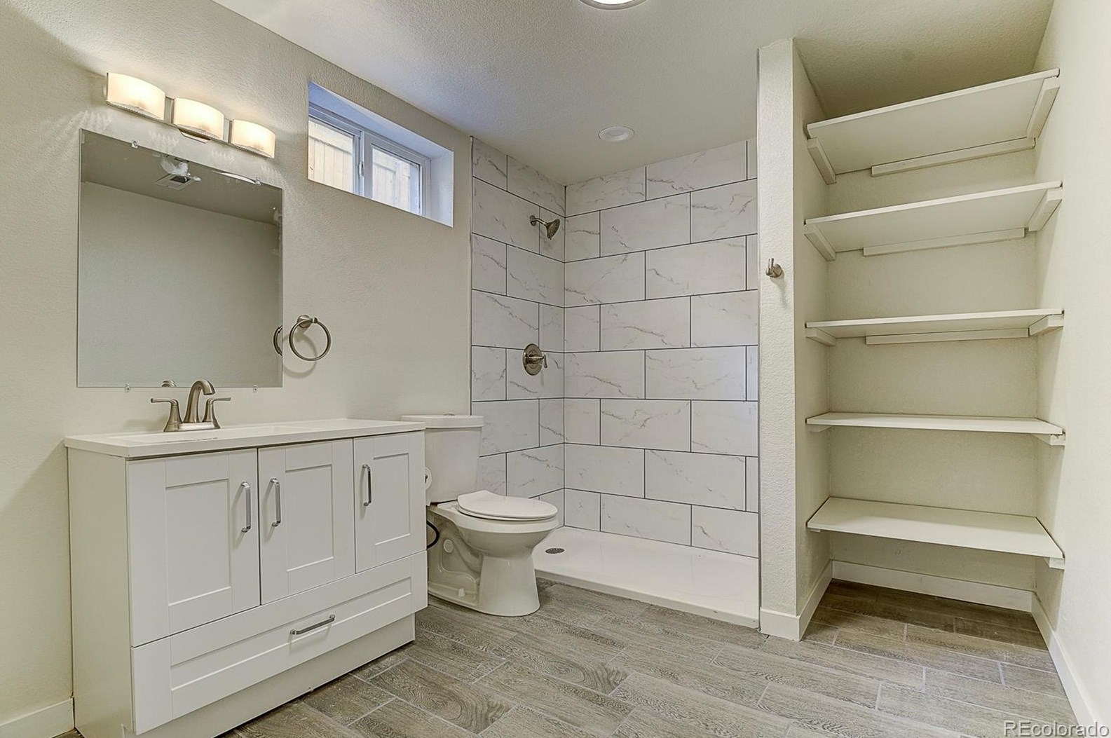 7855 Ontario Pl, Littleton CO  80128-4409 exterior