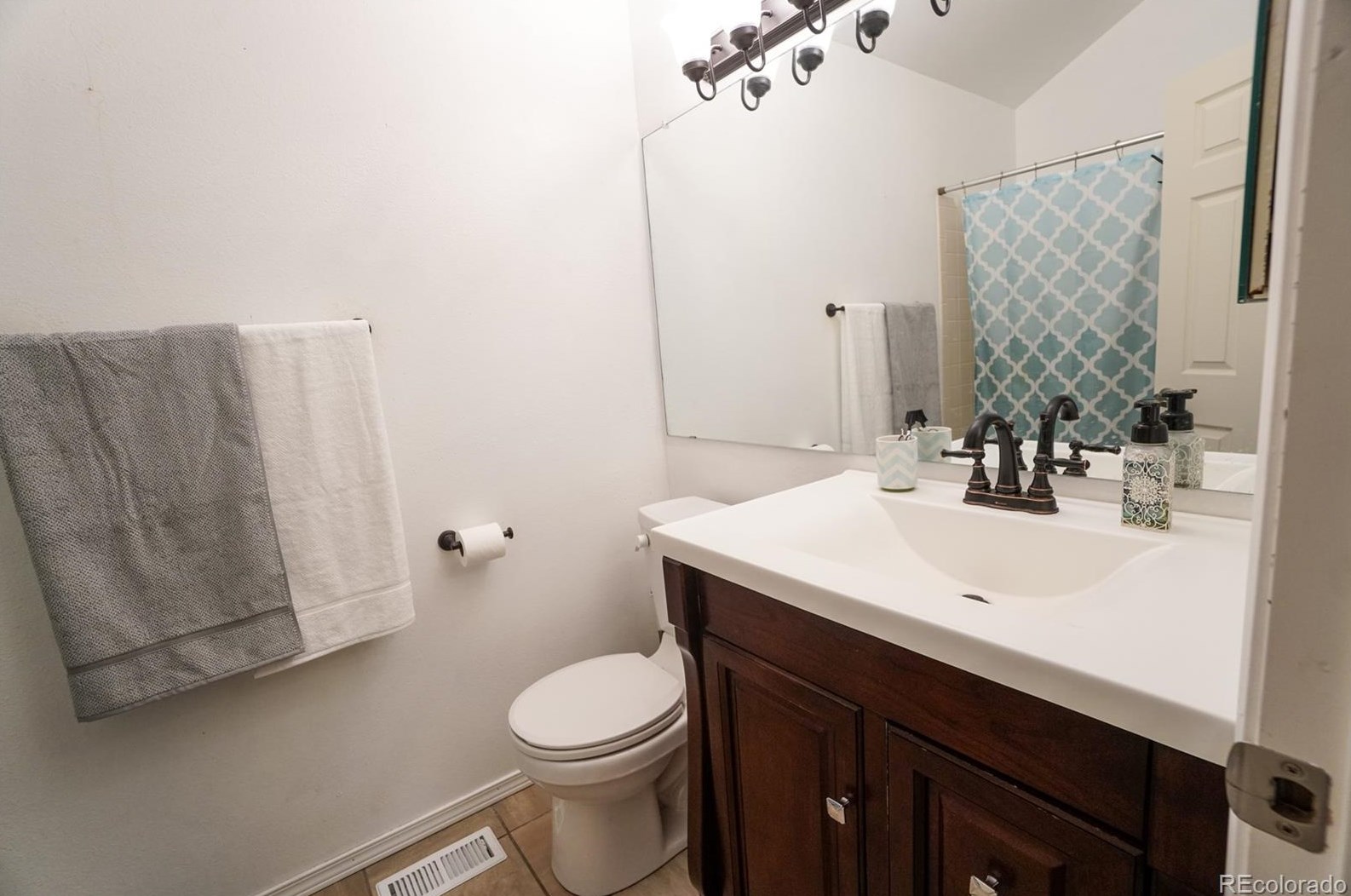 9682 Chatfield Ave, Littleton CO 80128-5023 exterior