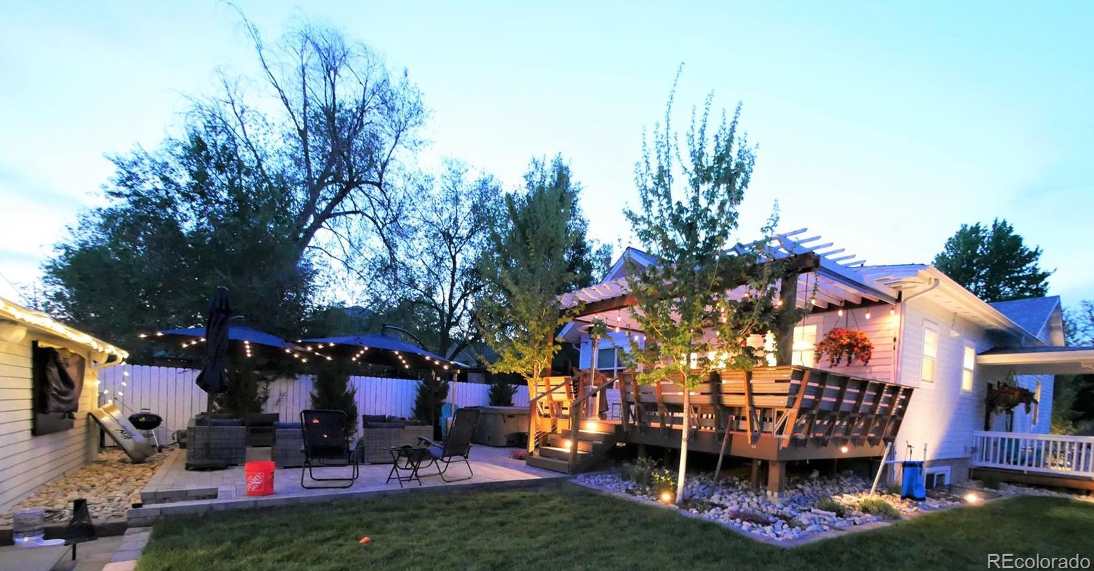 210 Cleveland St, Lafayette CO 80026-2342 exterior