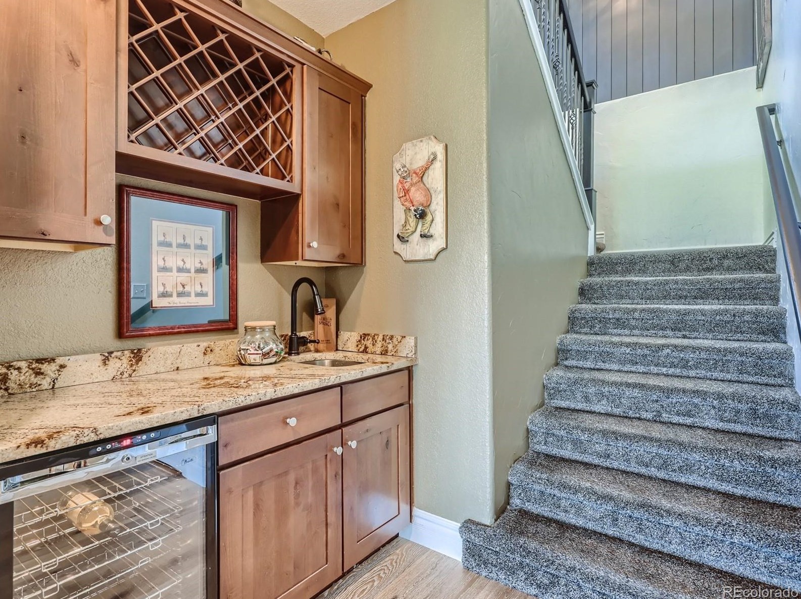 6656 Bright Water Trl, Littleton CO 80125-8305 exterior