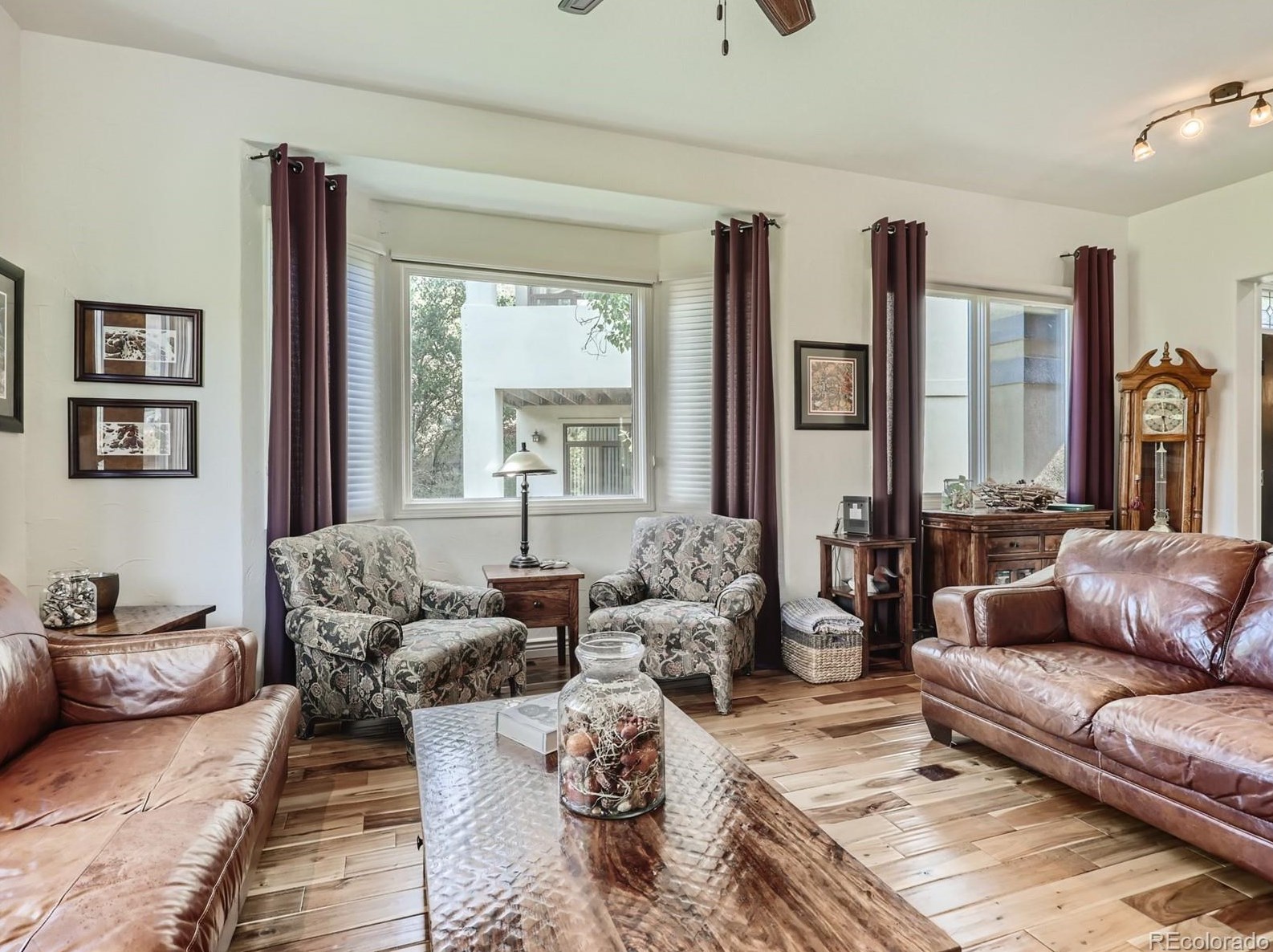 6656 Bright Water Trl, Littleton CO 80125-8305 exterior